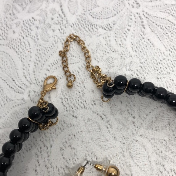 Retro style black beaded jewelry set necklace and earrings glam style - Picture 2 of 4